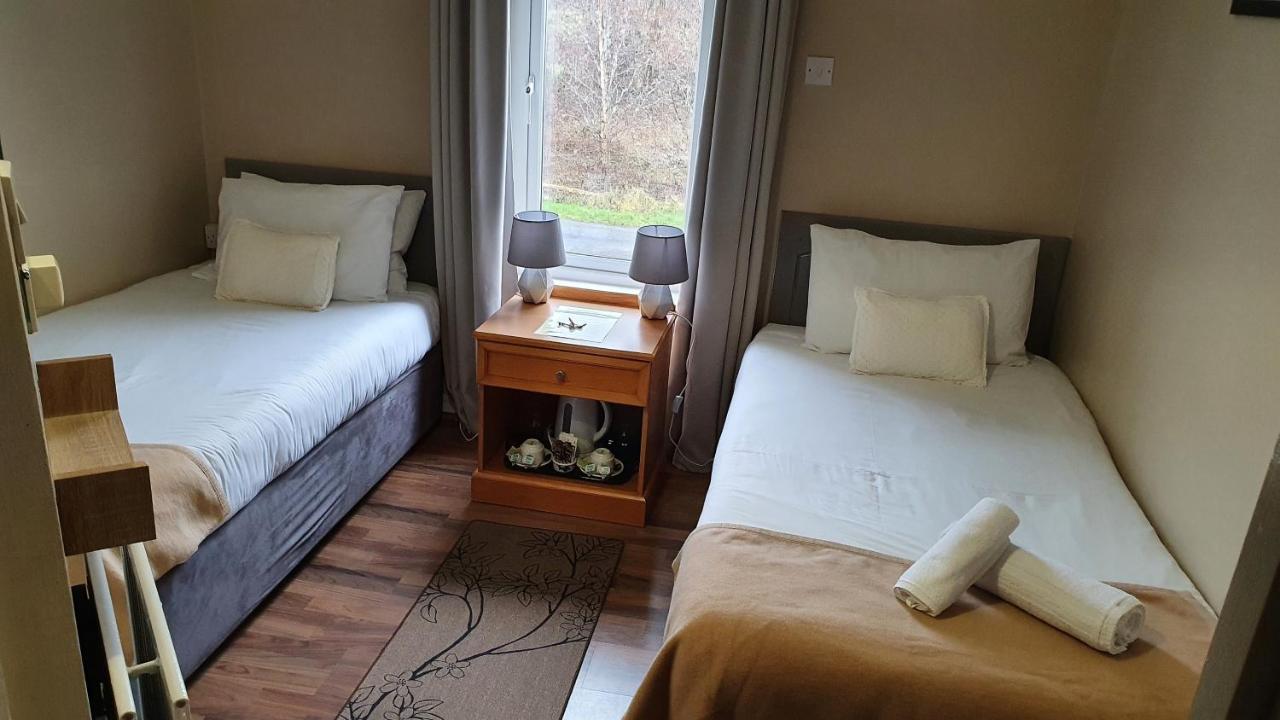 Portfinn Lodge Линон Экстерьер фото
